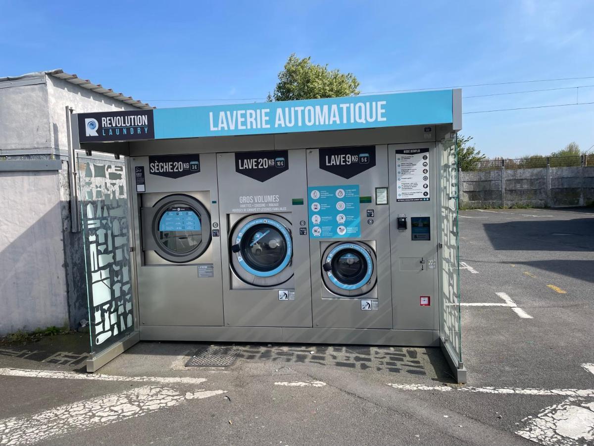 Studio Petit Plus Gaming ! Calais Bagian luar foto